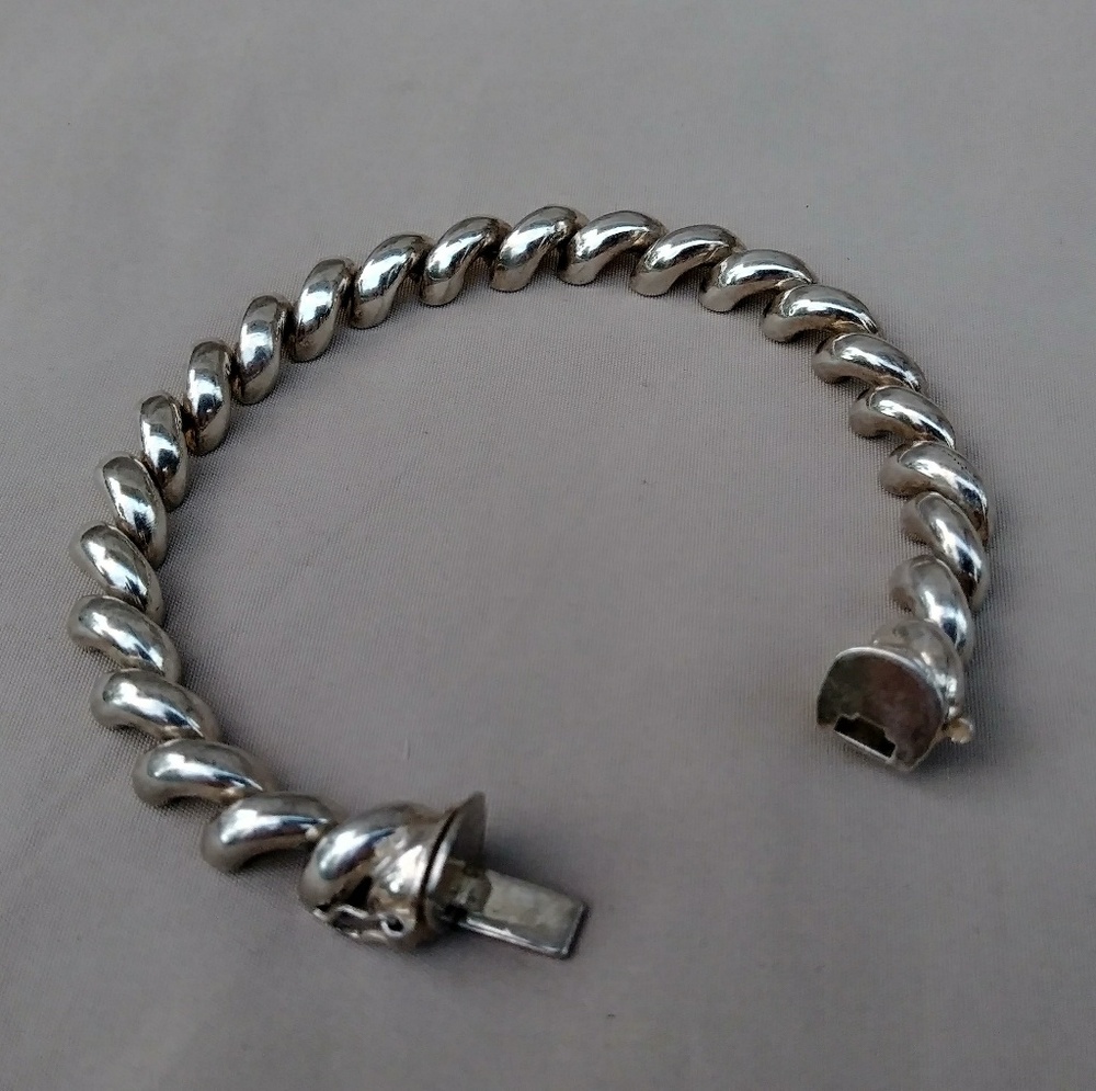 💟SOLD💟⭐925 SS 8 inch Bracelet⭐